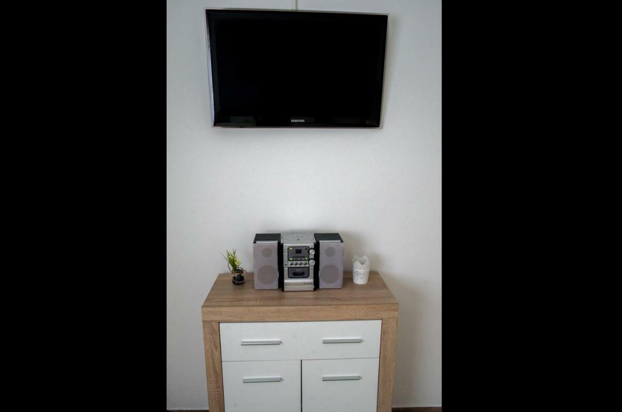Apartment Vir Károlyváros Kültér fotó